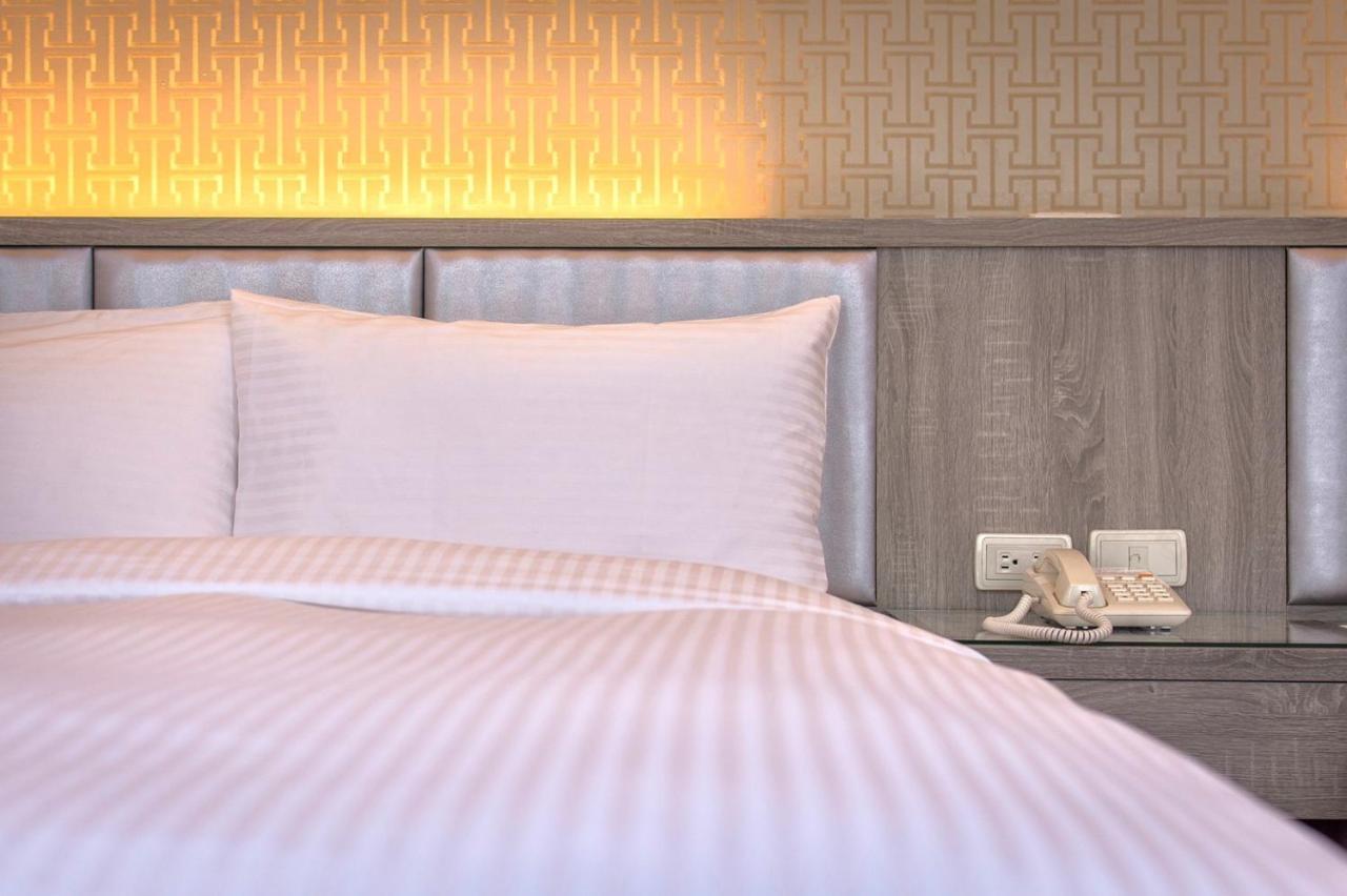 Mei Hotel Taichung Buitenkant foto