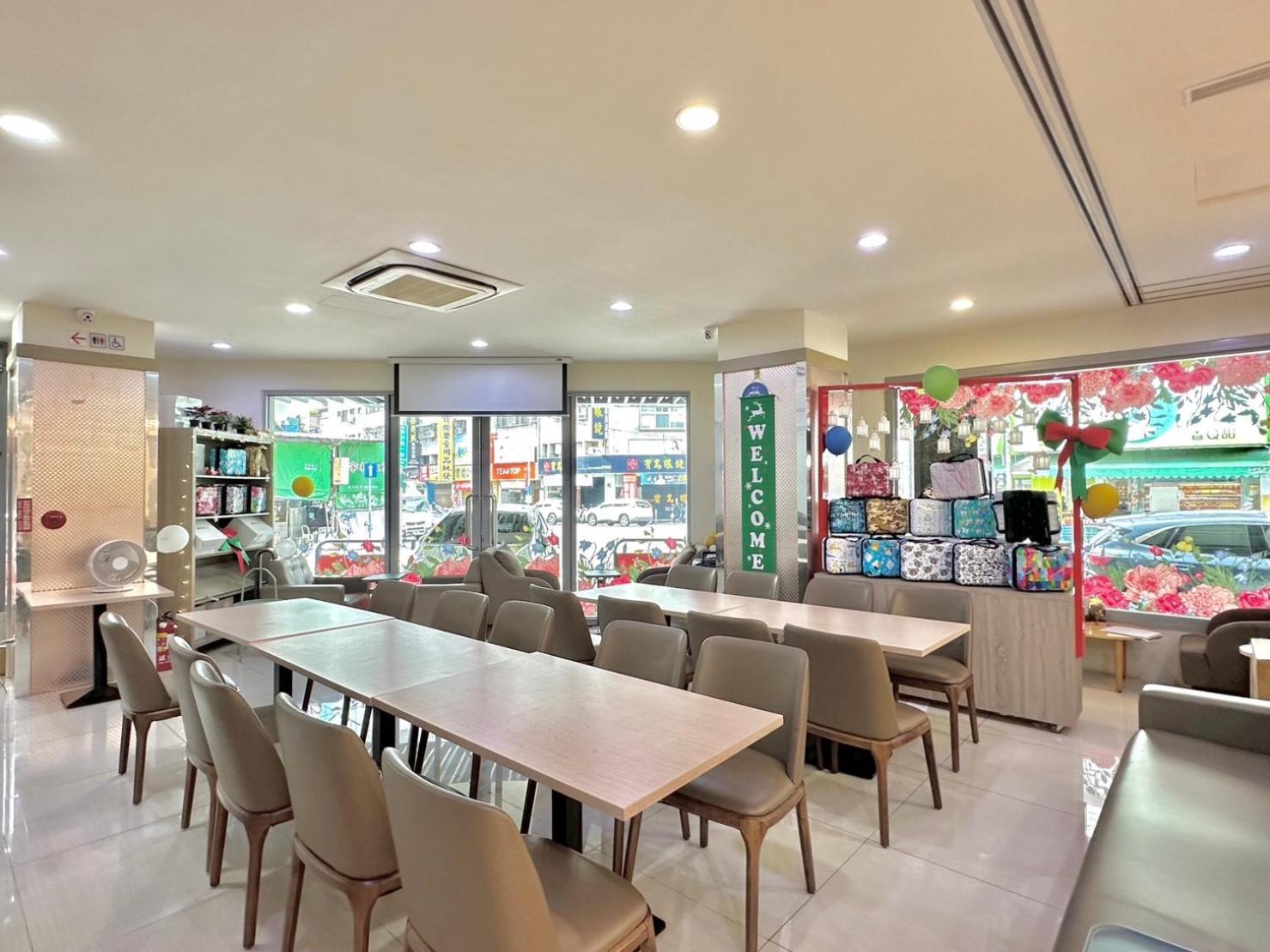 Mei Hotel Taichung Buitenkant foto