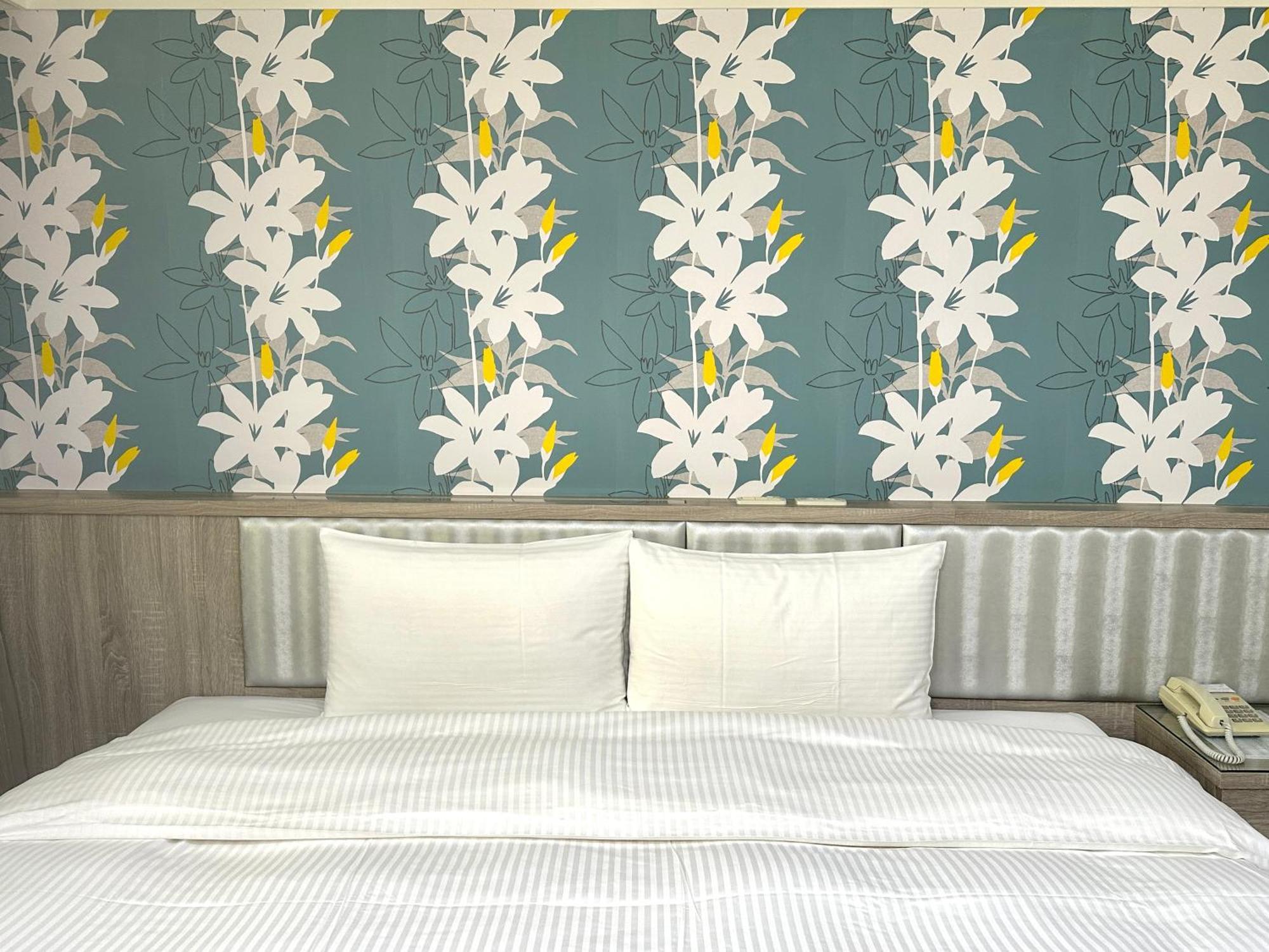 Mei Hotel Taichung Kamer foto